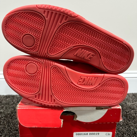 Nike Air Yeezy 2 SP Kanye West Red October Sneakers 2014 - Picture 6 of 15